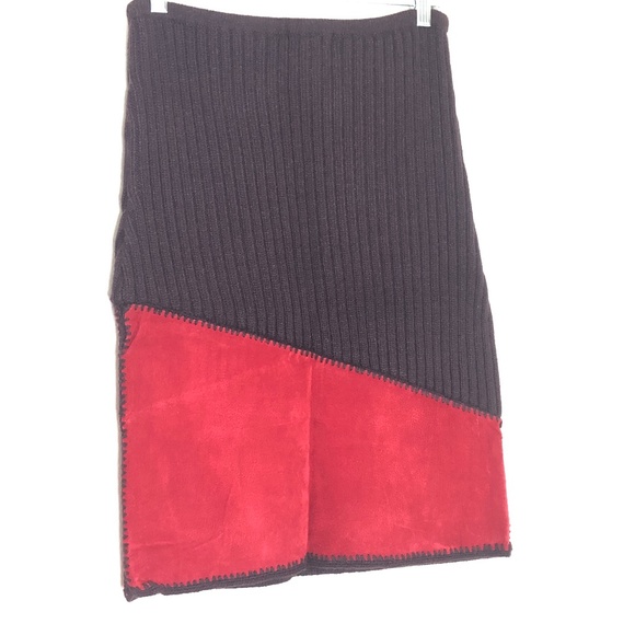 Guess Dresses & Skirts - GUESS COLLECTION Knit Skirt -Small